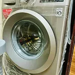 Beautiful Luxury Room With Attached Washroom Only One Large Room Not Entire Apartment